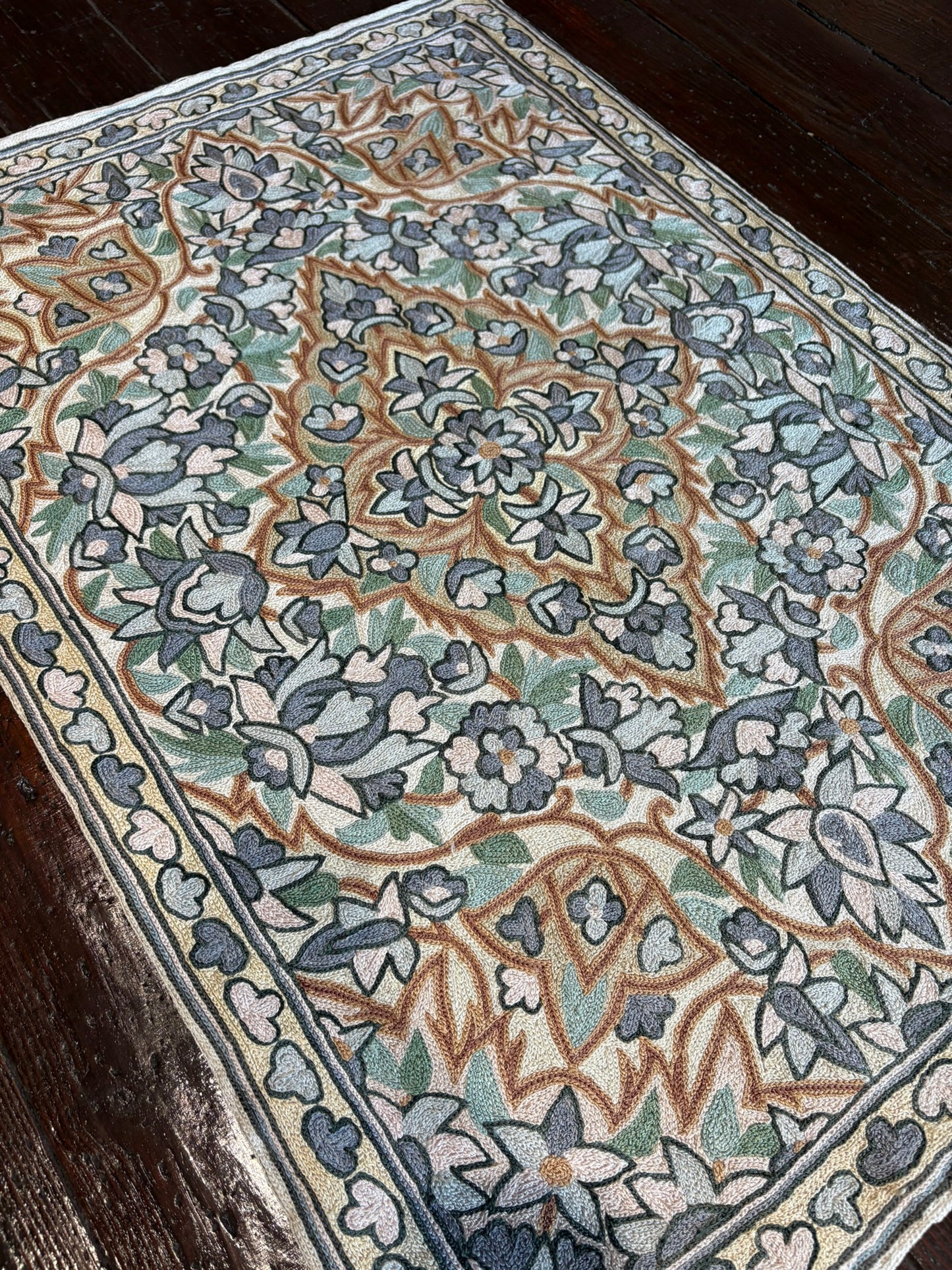 India Chainstitch Rug 2x3