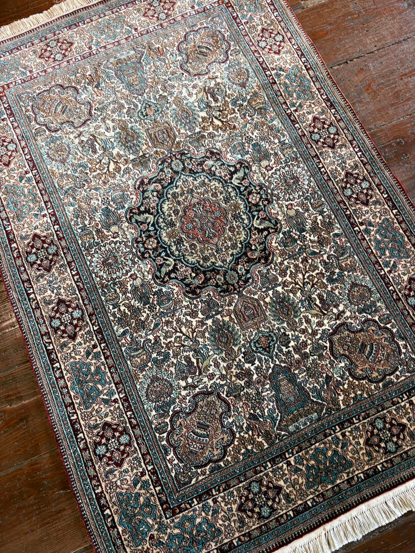 Fine Chinese Silk Rug 2x3