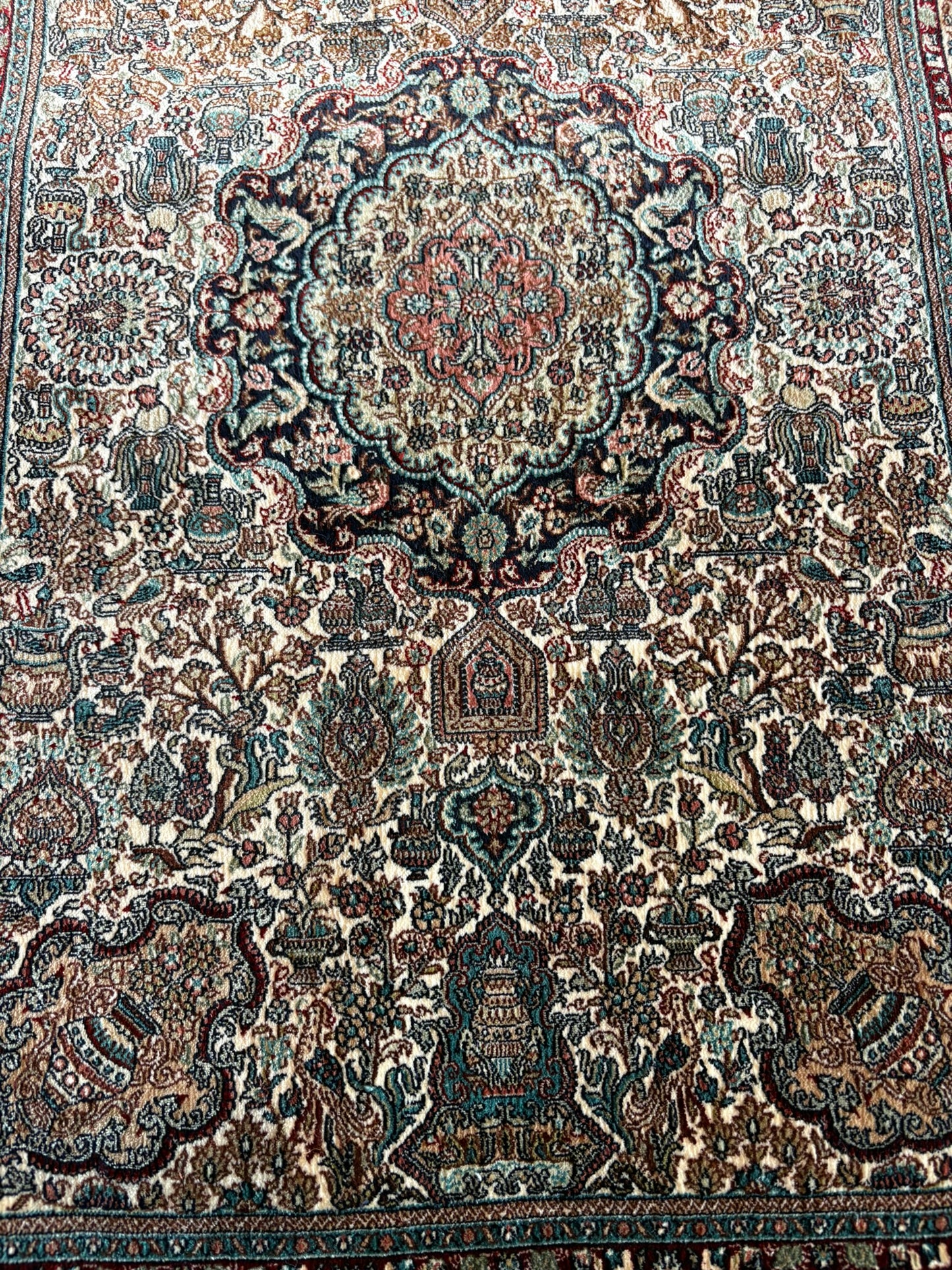 Fine Chinese Silk Rug 2x3