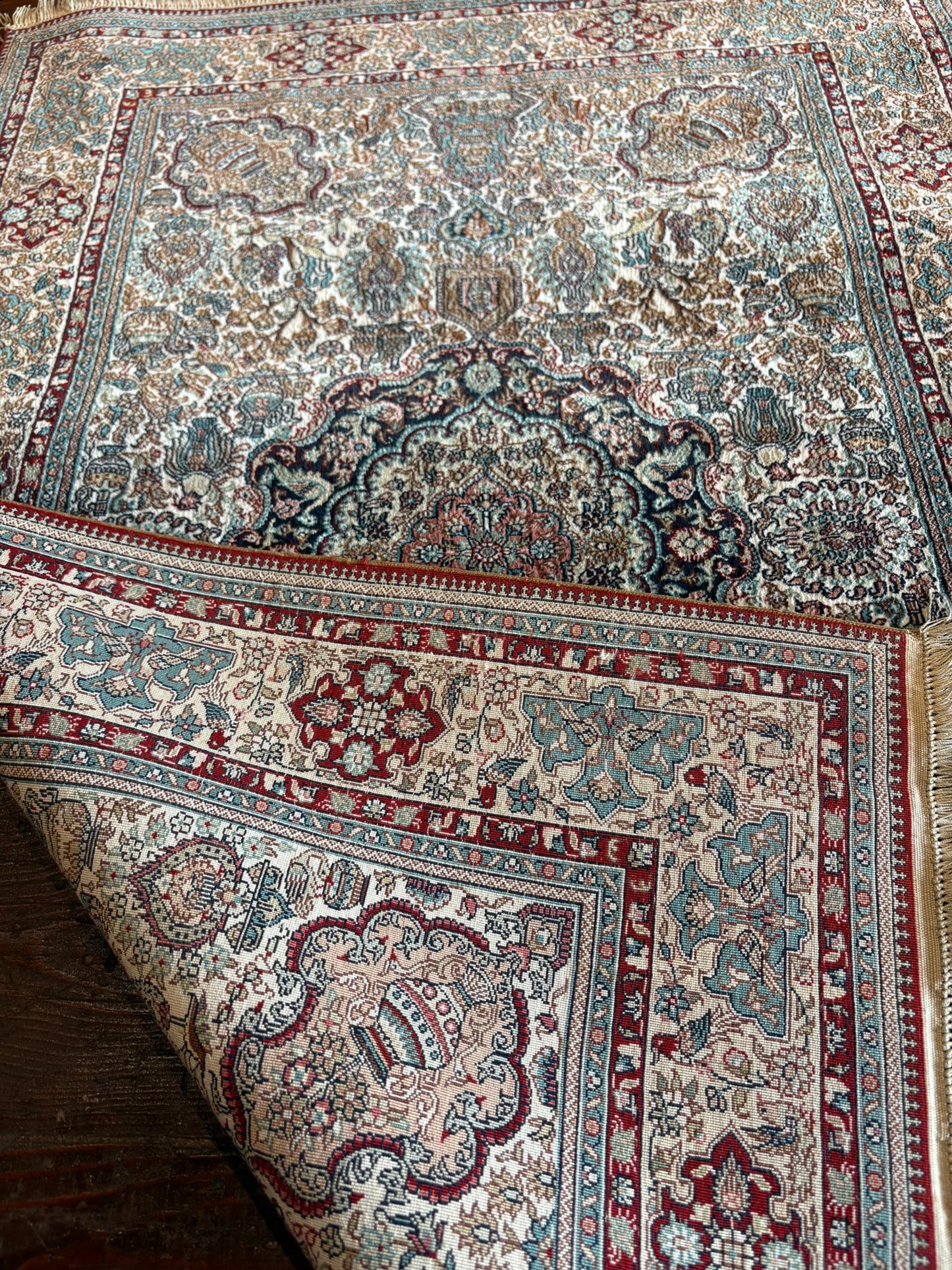 Fine Chinese Silk Rug 2x3